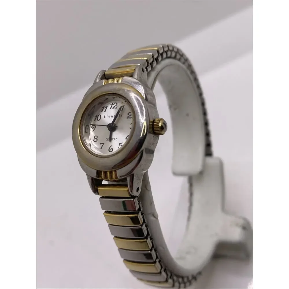 Womens Vintage Silver Tone Watch Works New Battery